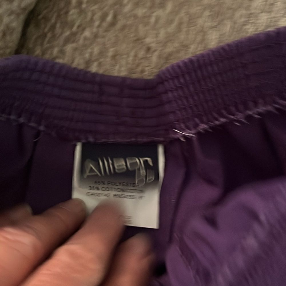 Split skirts  - Picture 4 of 6